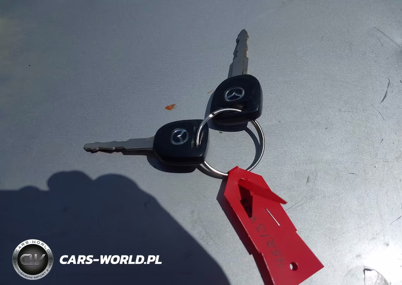 2008 Mazda Mazda3 I Touring Value VIN:JM1BK32G381152651 - 11