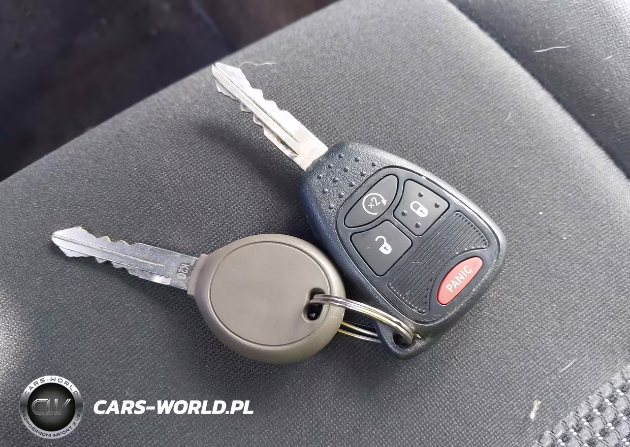 2014 Jeep Patriot Latitude VIN:1C4NJRFB7ED588852 - 11