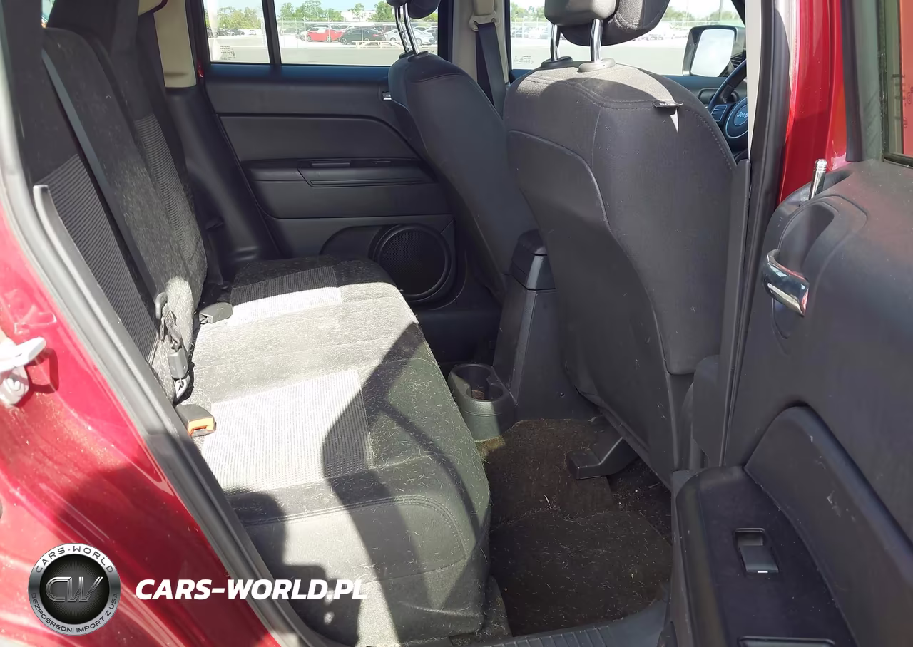 2014 Jeep Patriot Latitude VIN:1C4NJRFB7ED588852 - 8