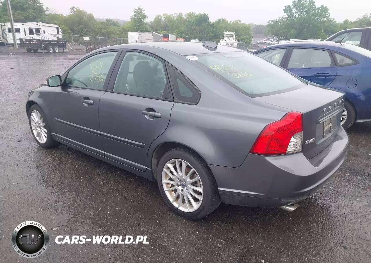 2011 Volvo S40 T5-T5 R-Design VIN:YV1672MS5B2538420 - 3