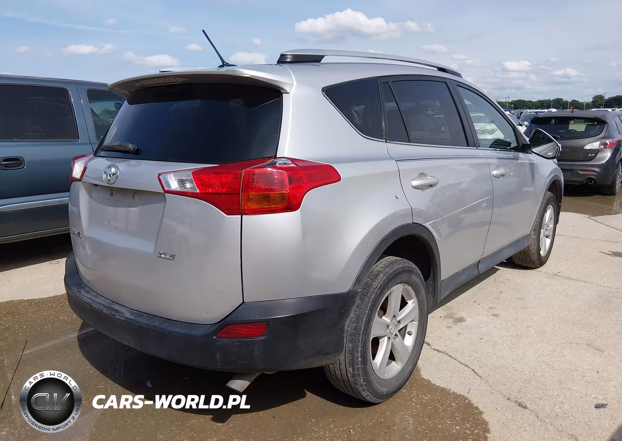 2013 Toyota Rav4 Xle VIN:2T3WFREV8DW021150 - 4