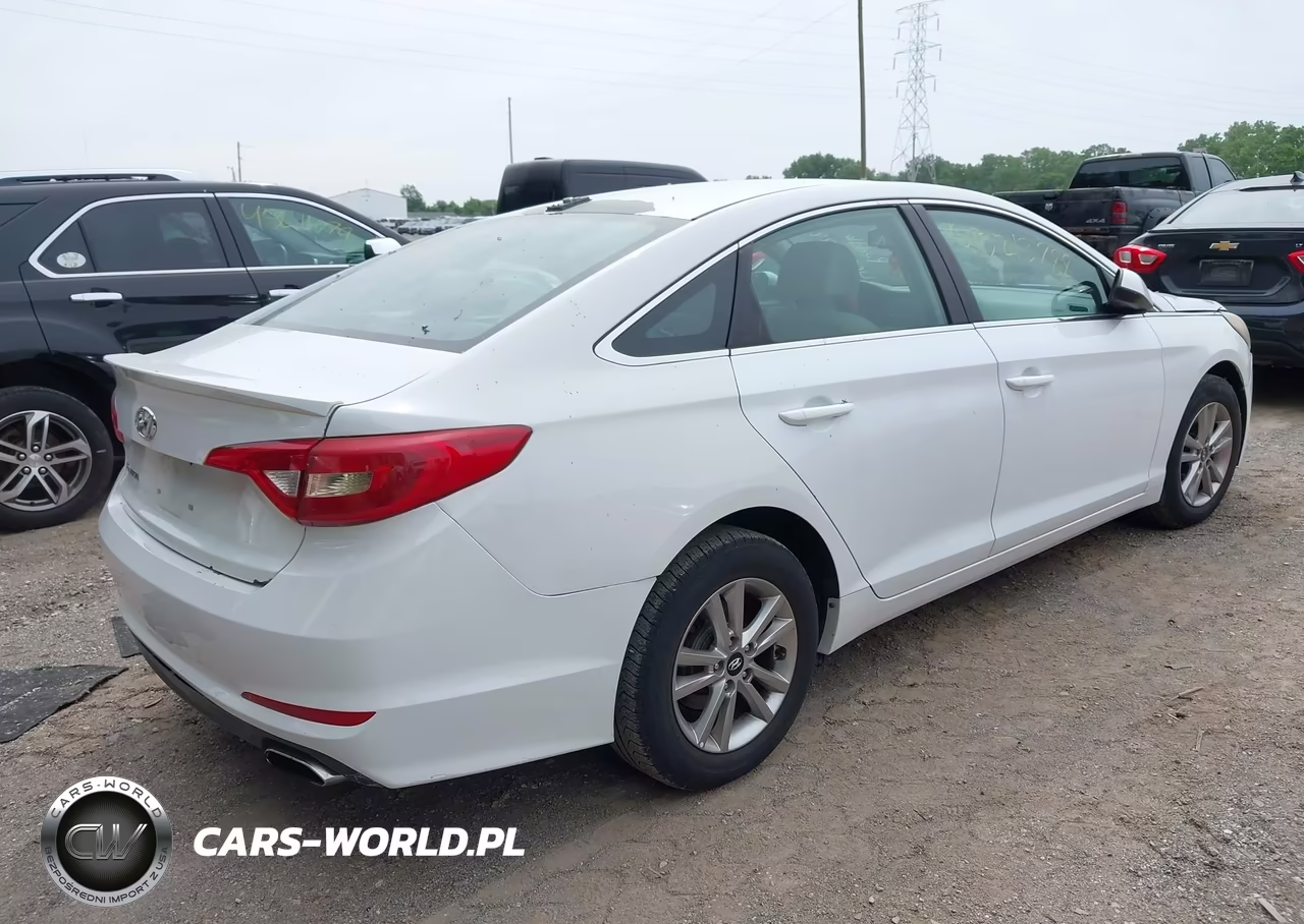 2016 Hyundai Sonata Se VIN:5NPE24AF3GH355624 - 4