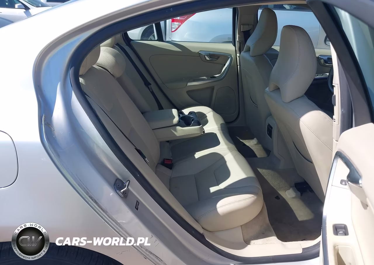 2015 Volvo S60 T5 Premier VIN:YV1612TKXF2356897 - 8