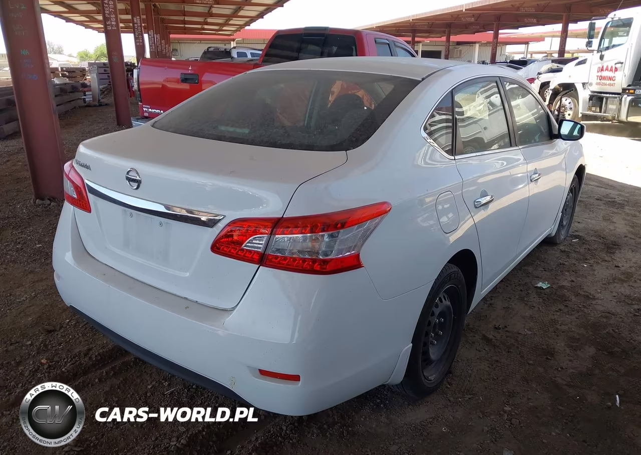 2015 Nissan Sentra S VIN:3N1AB7AP6FY337146 - 4