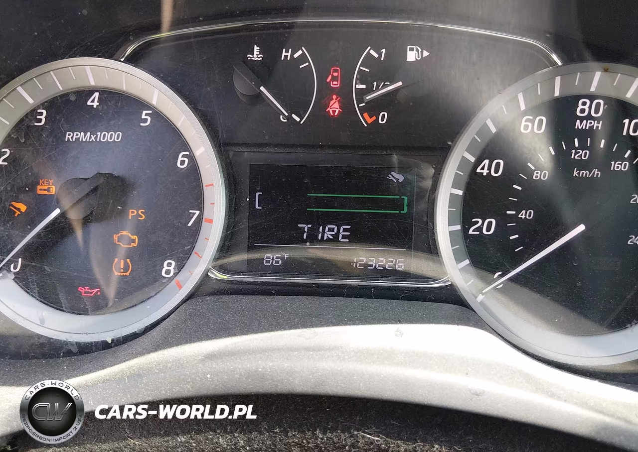 2015 Nissan Sentra Sr VIN:3N1AB7AP2FY356227 - 7