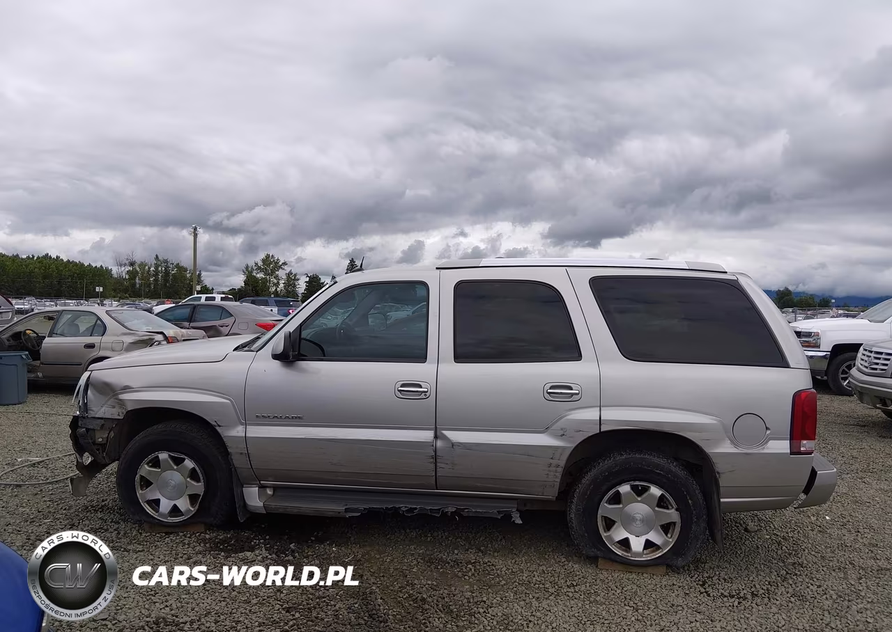 2005 Cadillac Escalade Standard VIN:1GYEK63N95R118779 - 14