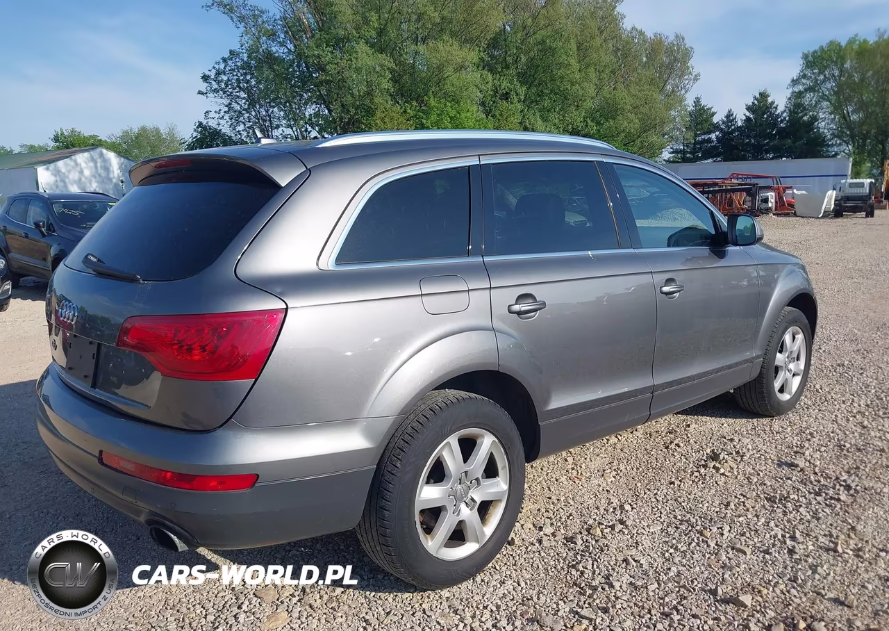 2013 Audi Q7 3.0T Premium VIN:WA1LGAFE0DD008996 - 4
