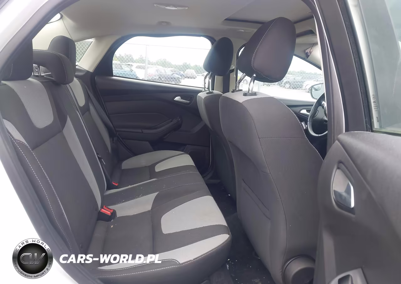 2012 Ford Focus Se VIN:1FAHP3F20CL230655 - 8