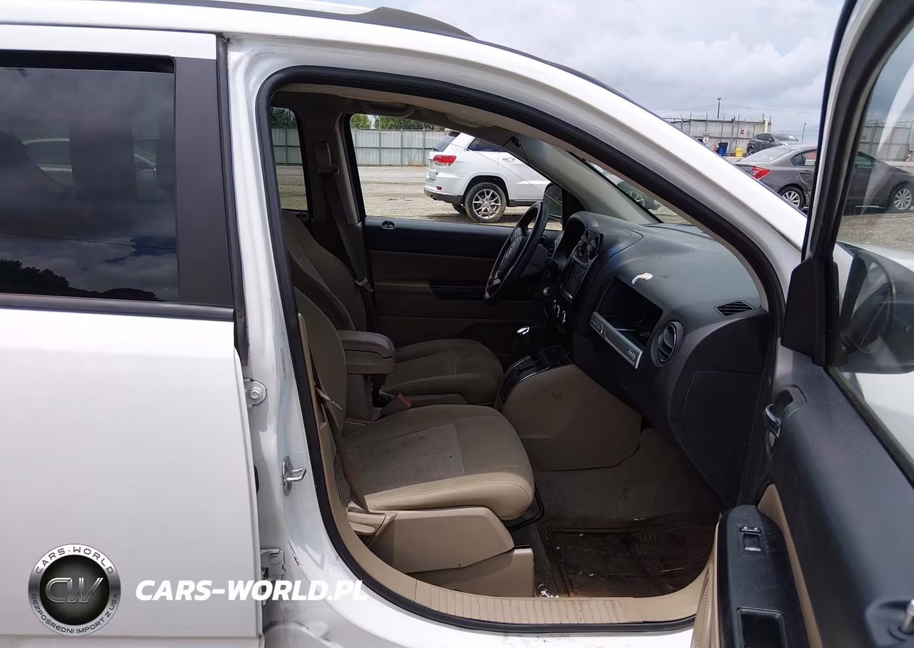 2017 Jeep Compass Sport Fwd VIN:1C4NJCBA4HD123976 - 5