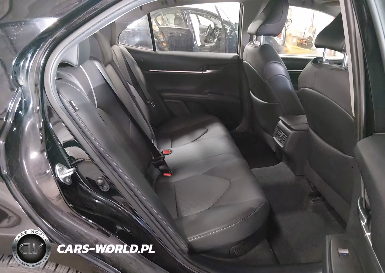 2021 Toyota Camry Xse Hybrid VIN:4T1K31AK3MU561129 - 8