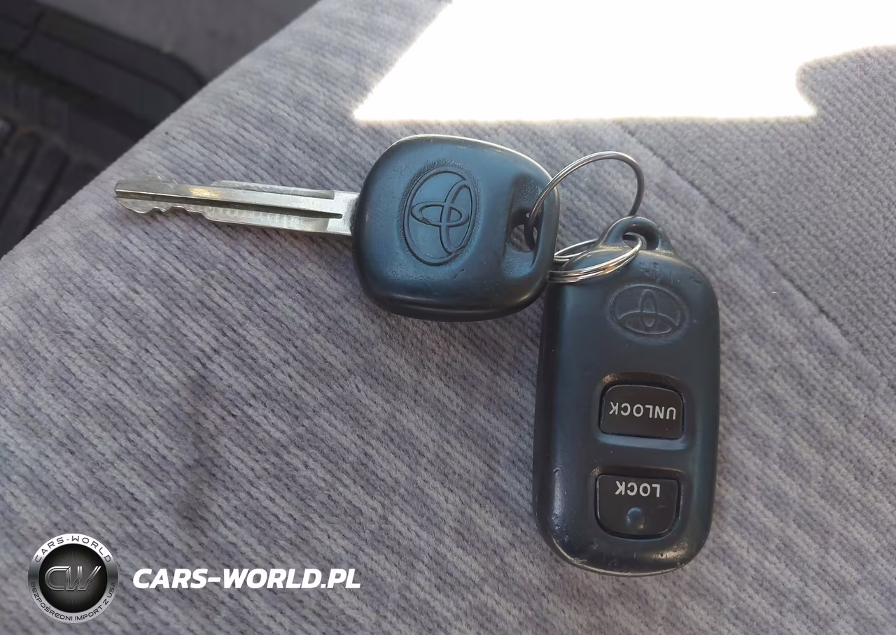2007 Toyota Corolla Le VIN:1NXBR32E47Z776865 - 11