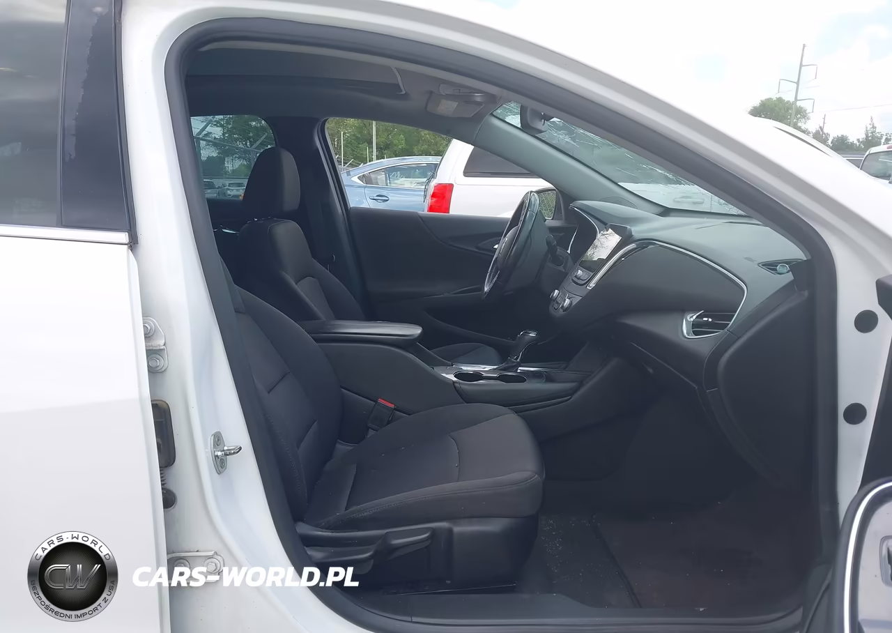 2018 Chevrolet Malibu Lt VIN:1G1ZD5ST0JF129881 - 5