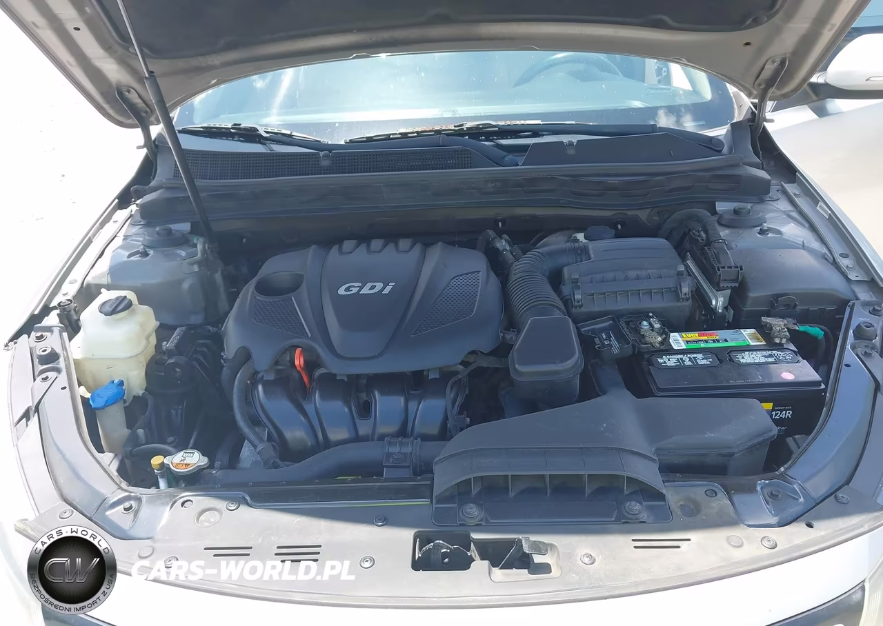 2015 Kia Optima Lx VIN:5XXGM4A71FG359158 - 10