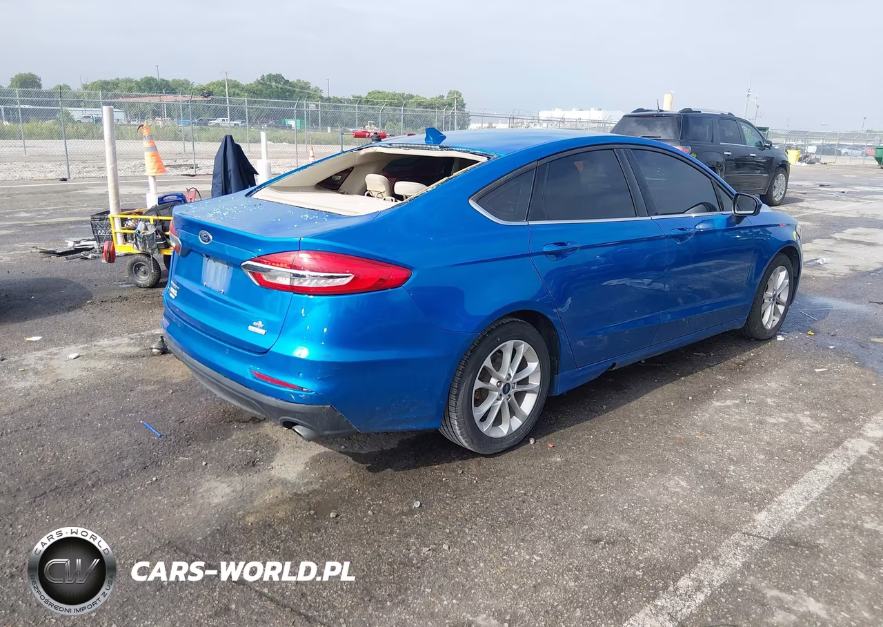 2019 Ford Fusion Se VIN:3FA6P0HD7KR283941 - 4