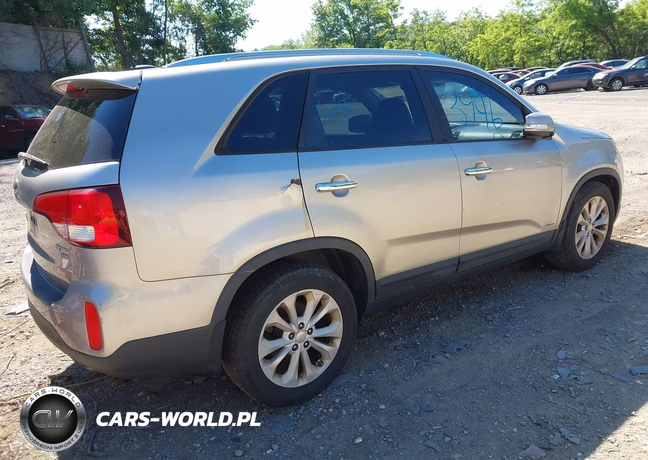 2014 Kia Sorento Ex V6 VIN:5XYKUDA79EG477124 - 4