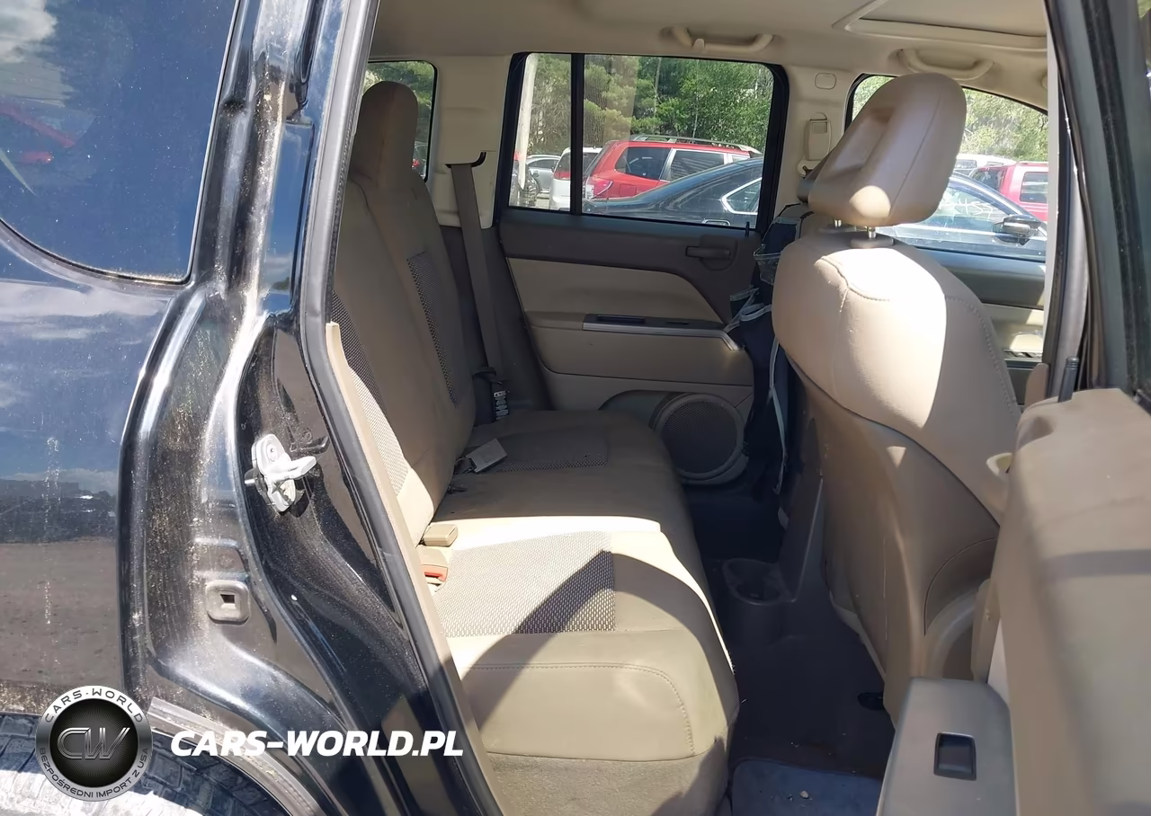 2007 Jeep Compass Sport VIN:1J8FF47W37D178314 - 8