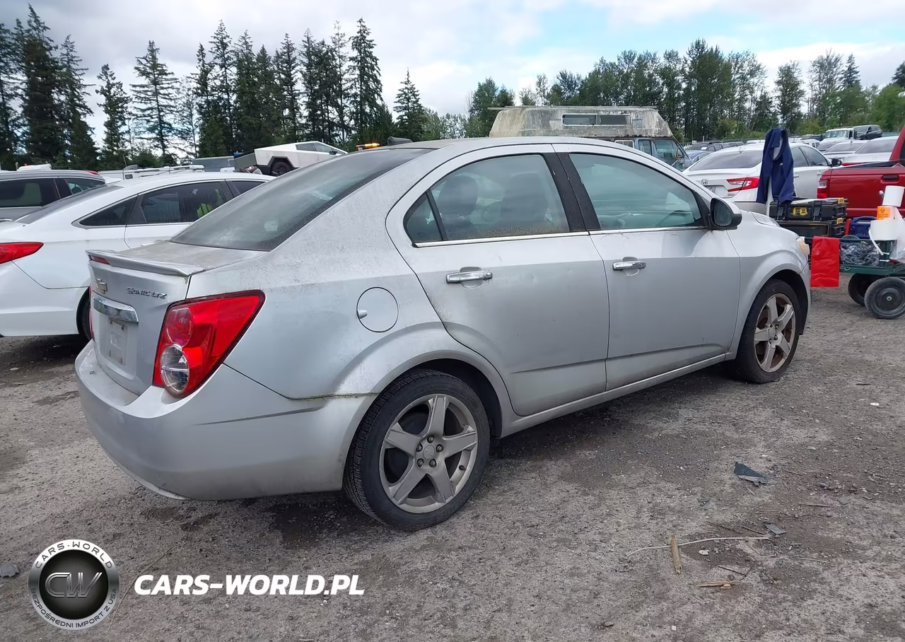 2013 Chevrolet Sonic Ltz Auto VIN:1G1JE5SG5D4169208 - 4