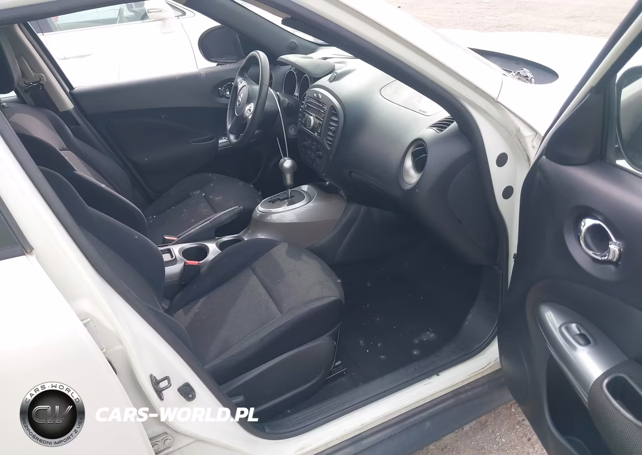 2011 Nissan Juke S VIN:JN8AF5MRXBT014311 - 5