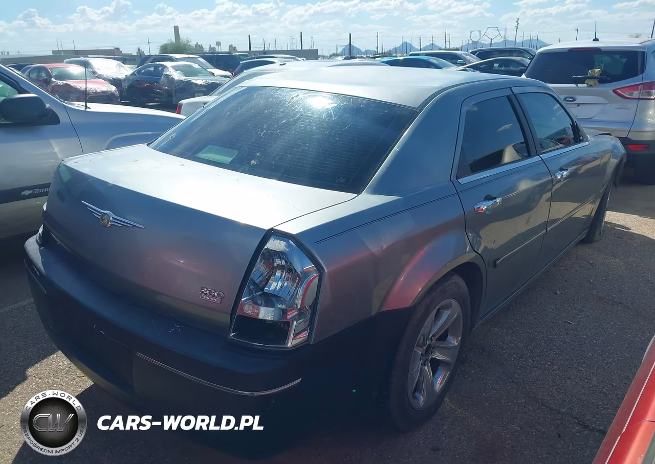 2006 Chrysler 300 Touring VIN:2C3KA53G96H388673 - 4