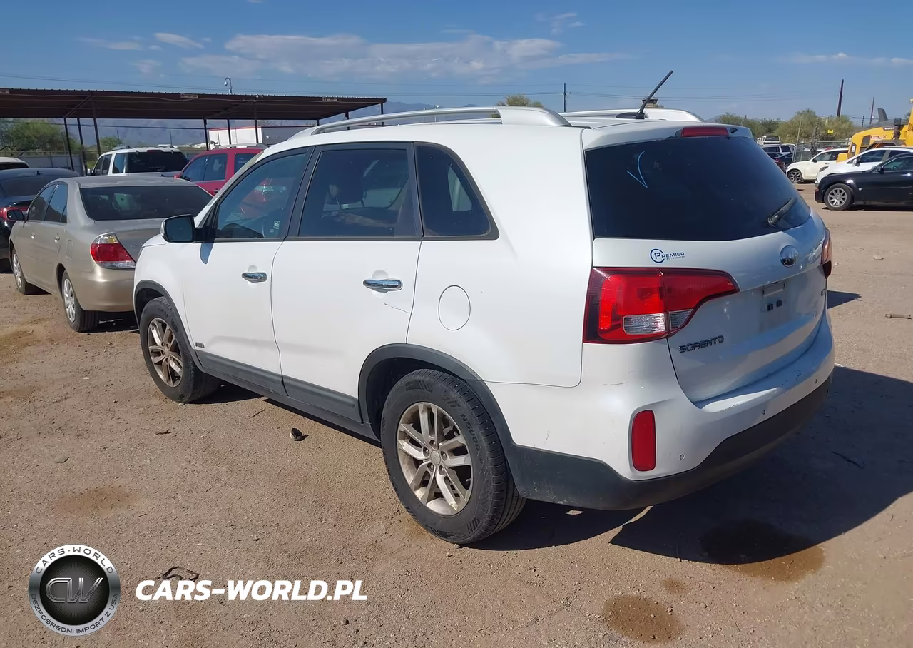 2014 Kia Sorento Lx VIN:5XYKTCA63EG450540 - 3