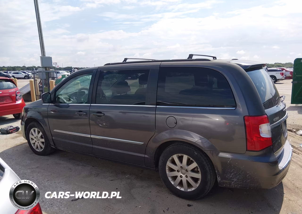 2016 Chrysler Town & Country Touring VIN:2C4RC1BG7GR213459 - 14