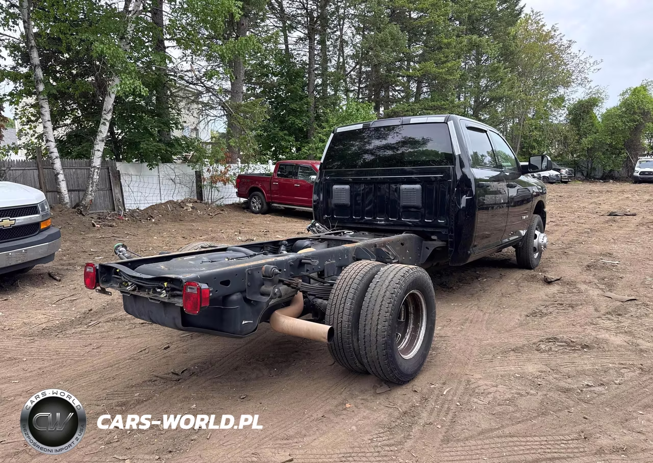2022 Ram 3500 VIN:3C7WRSCL3NG207506 - 4