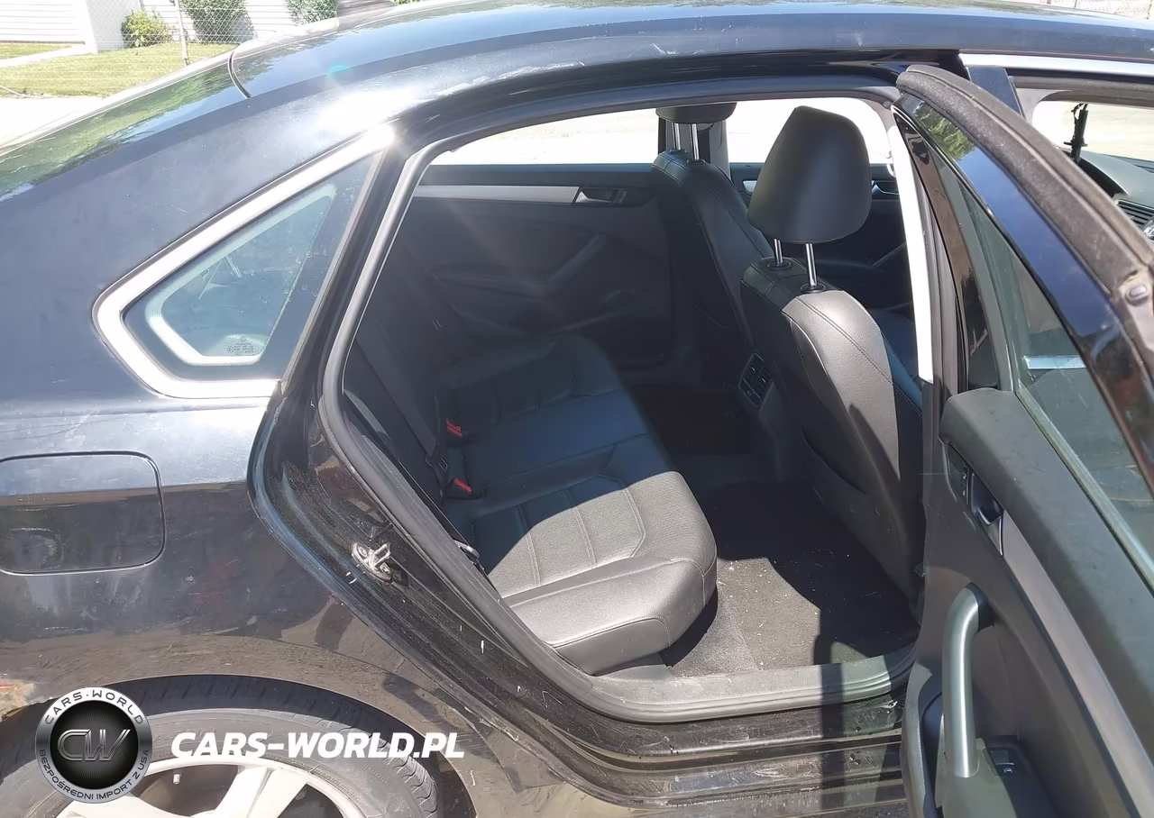 2013 Volkswagen Passat 2.5L Se VIN:1VWBP7A38DC125920 - 8