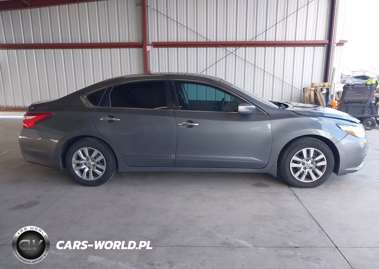 2017 Nissan Altima 2.5 S VIN:1N4AL3APXHN347705 - 13