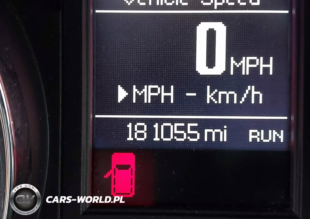 2015 Chrysler Town & Country S VIN:2C4RC1HG5FR590166 - 15