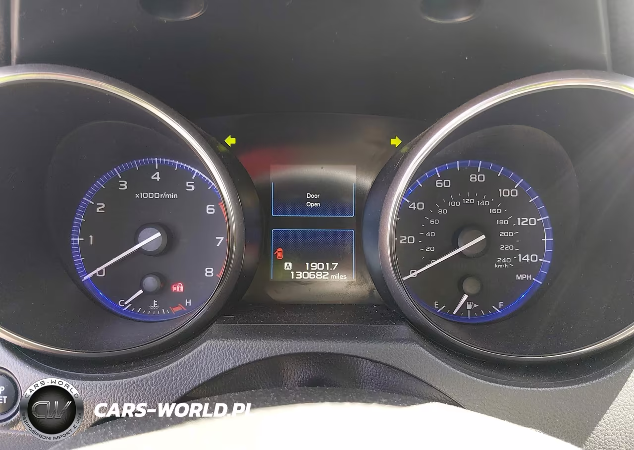 2018 Subaru Outback 2.5I Premium VIN:4S4BSACC4J3353609 - 7