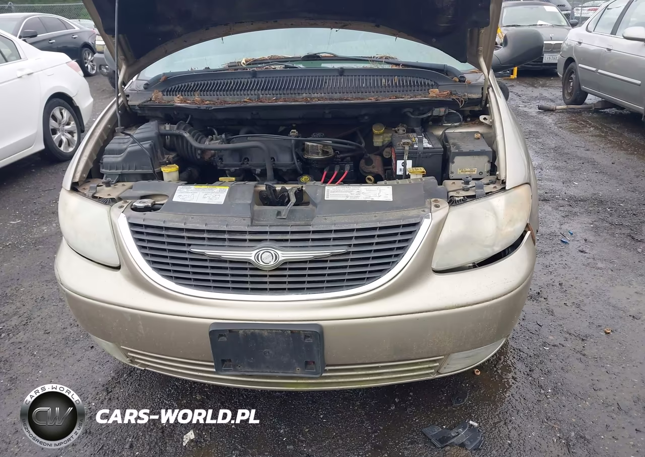 2004 Chrysler Town & Country Touring VIN:2C8GP54L94R603468 - 12