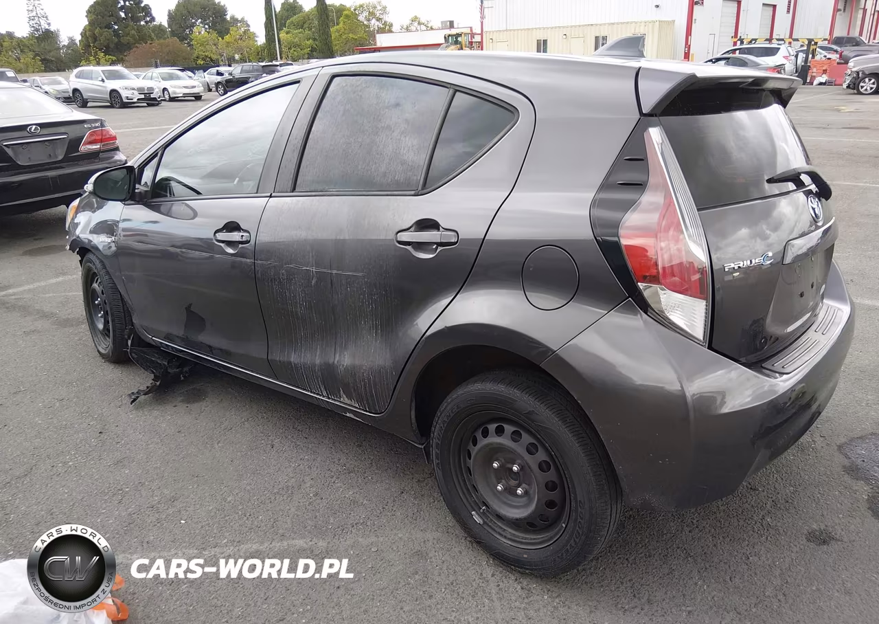 2016 Toyota Prius C One VIN:JTDKDTB39G1136573 - 3