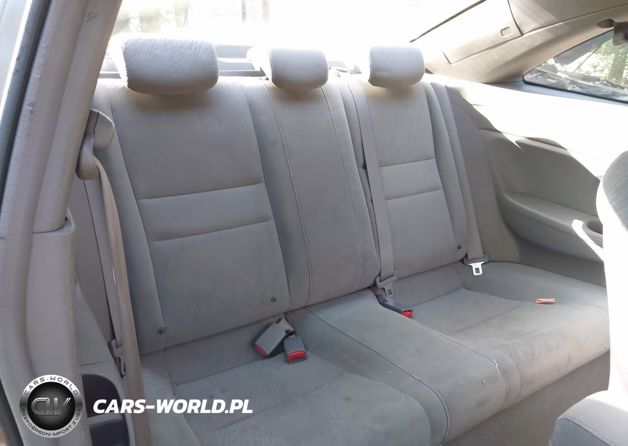 2007 Honda Civic Lx VIN:2HGFG12647H551293 - 8