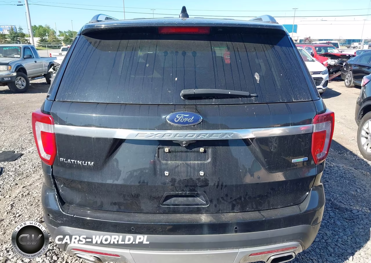 2016 Ford Explorer Platinum VIN:1FM5K8HT7GGB85075 - 16