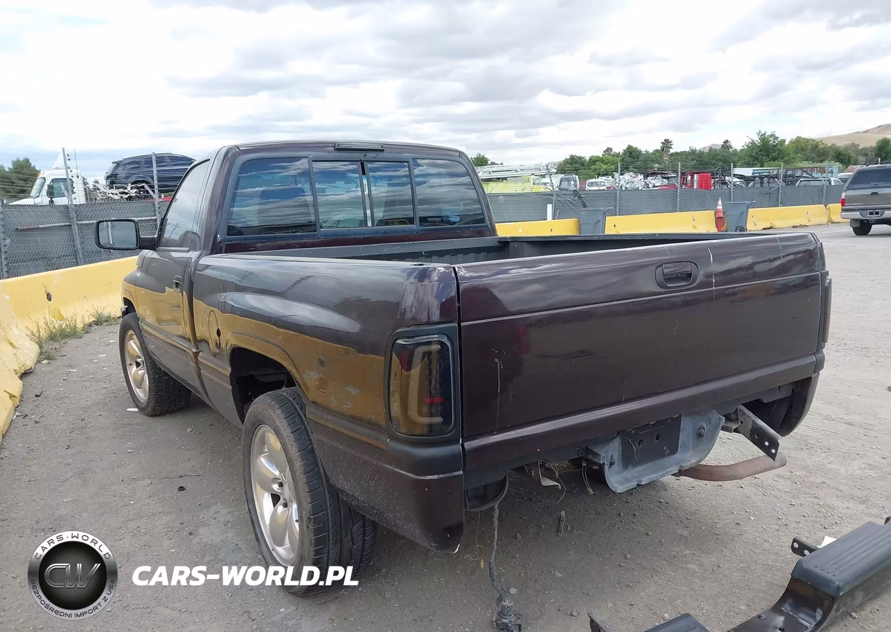 1996 Dodge Ram 1500 VIN:1B7HC16Y9TS582220 - 3