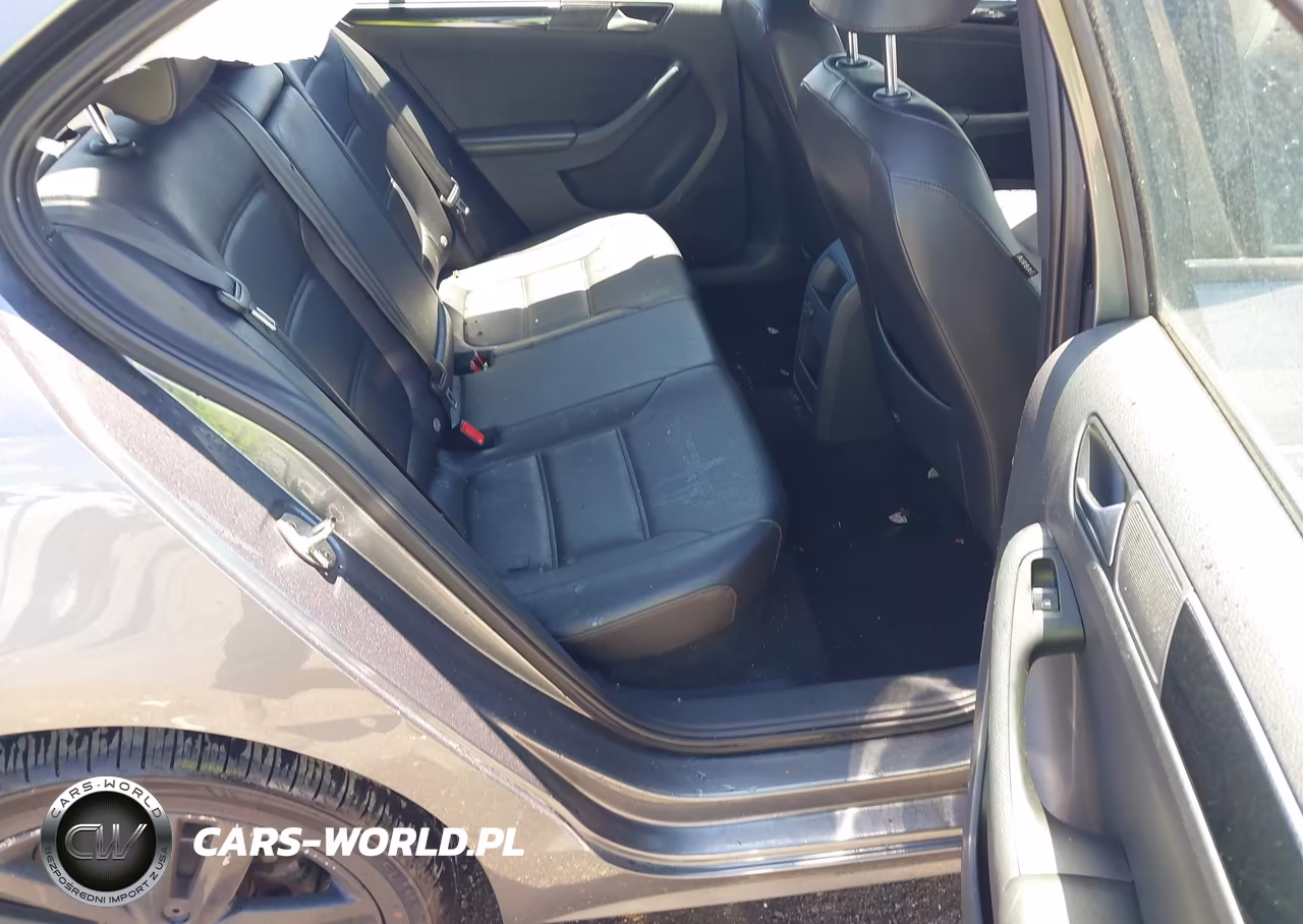 2018 Volkswagen Jetta 1.8T Se Sport VIN:3VWD17AJXJM208364 - 8