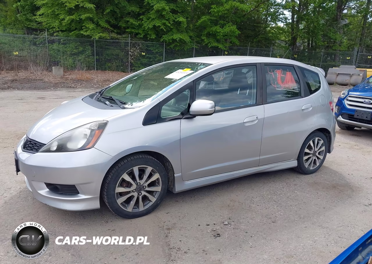 2013 Honda Fit Sport VIN:JHMGE8G56DC005660 - 14