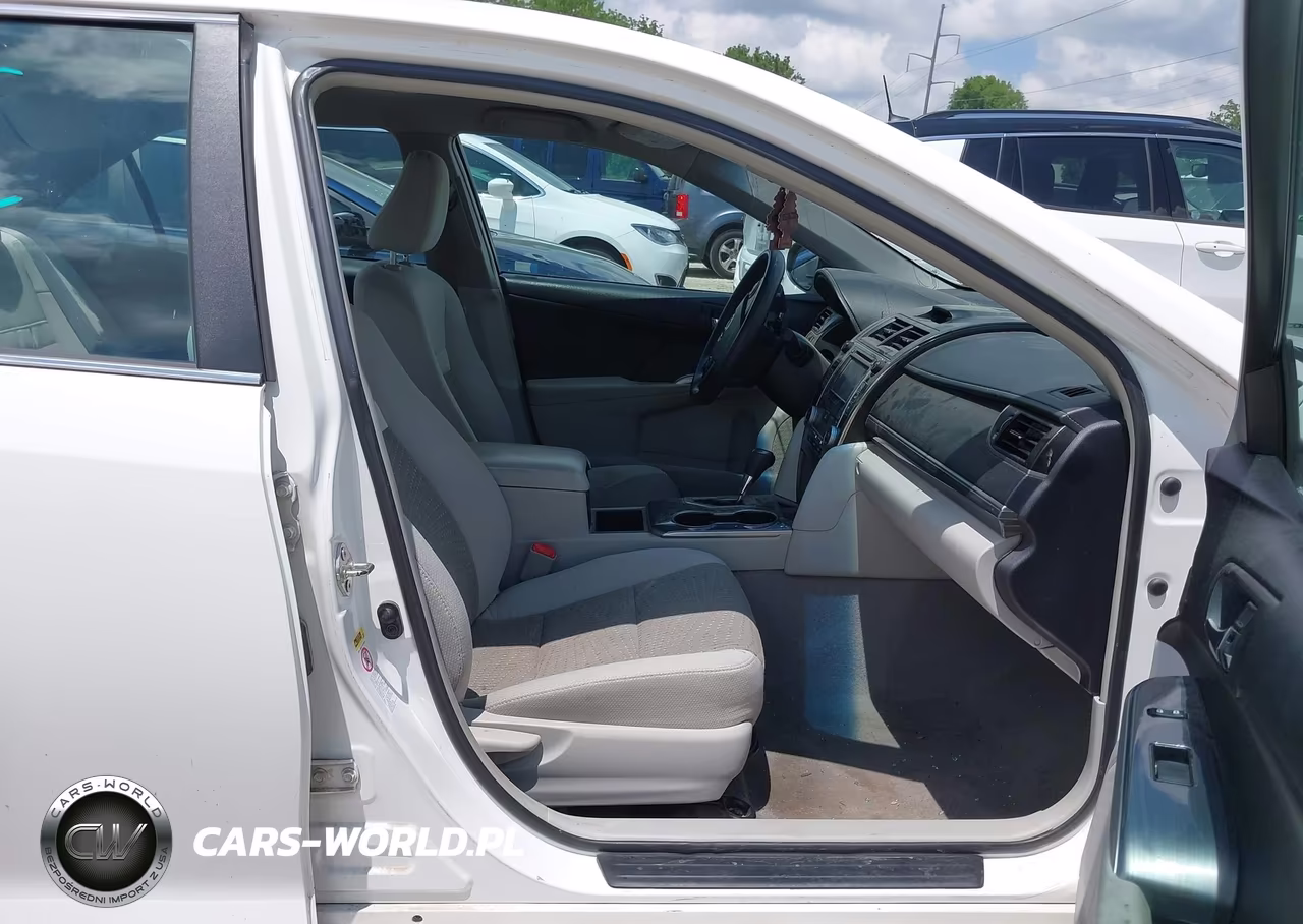 2013 Toyota Camry Hybrid Le VIN:4T1BD1FK5DU096536 - 5