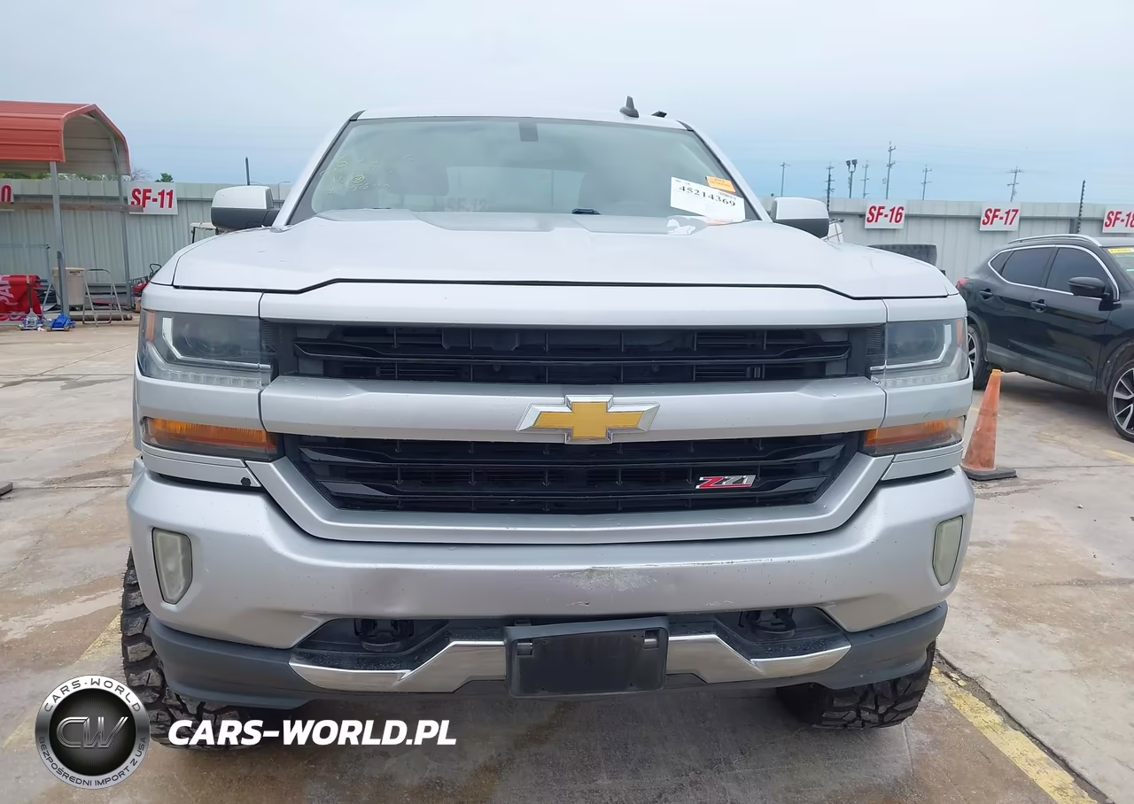 2018 Chevrolet Silverado 1500 2Lt VIN:3GCUKREC9JG265600 - 12