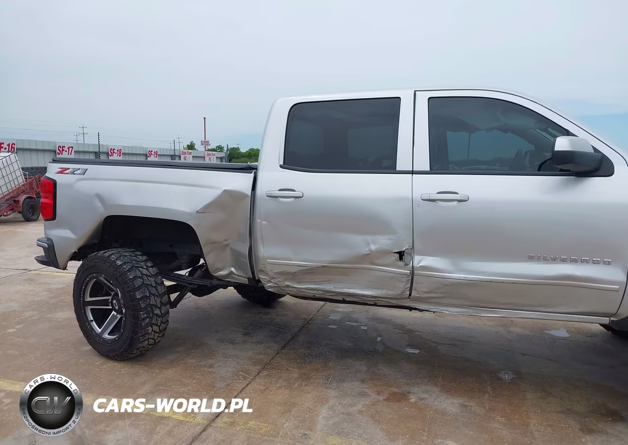 2018 Chevrolet Silverado 1500 2Lt VIN:3GCUKREC9JG265600 - 6