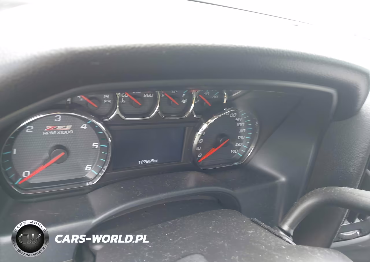 2018 Chevrolet Silverado 1500 2Lt VIN:3GCUKREC9JG265600 - 7