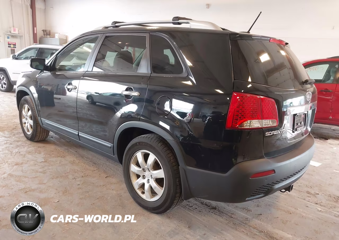 2012 Kia Sorento Lx VIN:5XYKT4A64CG189440 - 3