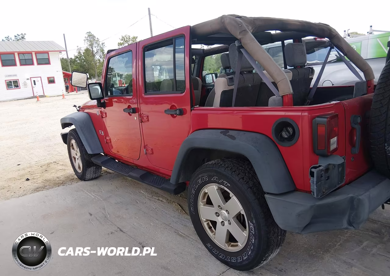 2007 Jeep Wrangler Unlimited X VIN:1J4GA39157L153971 - 14