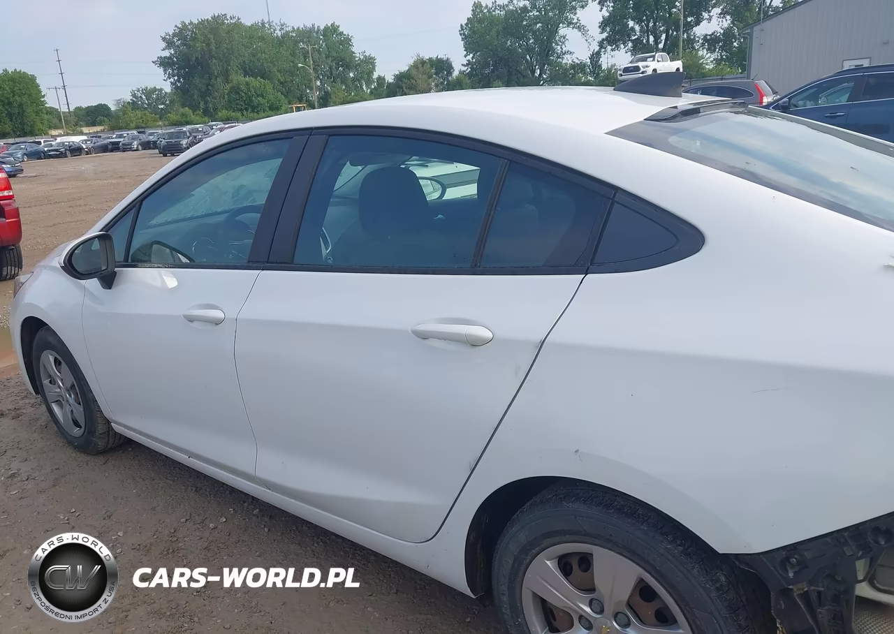 2017 Chevrolet Cruze Ls Auto VIN:1G1BC5SM7H7241238 - 15