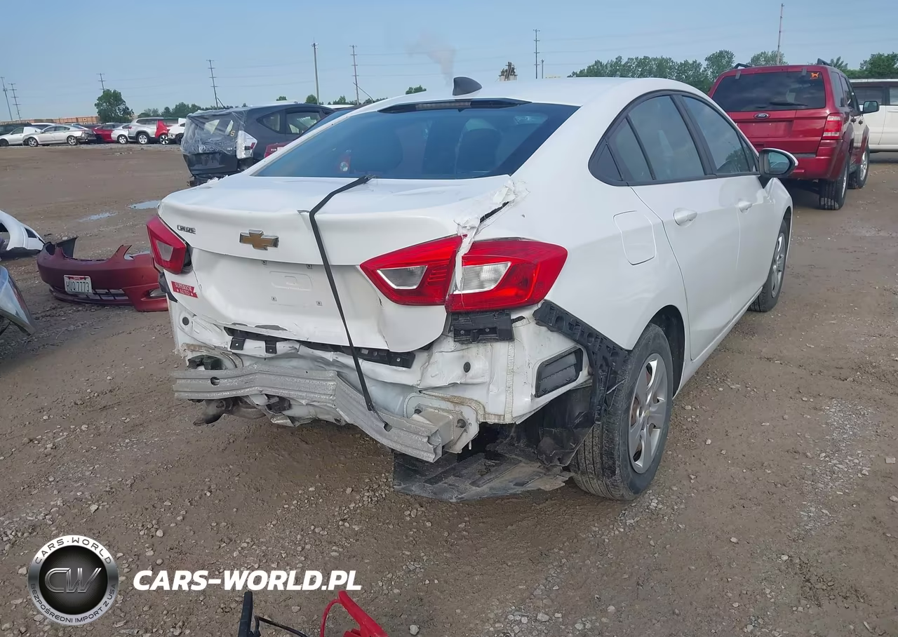 2017 Chevrolet Cruze Ls Auto VIN:1G1BC5SM7H7241238 - 17