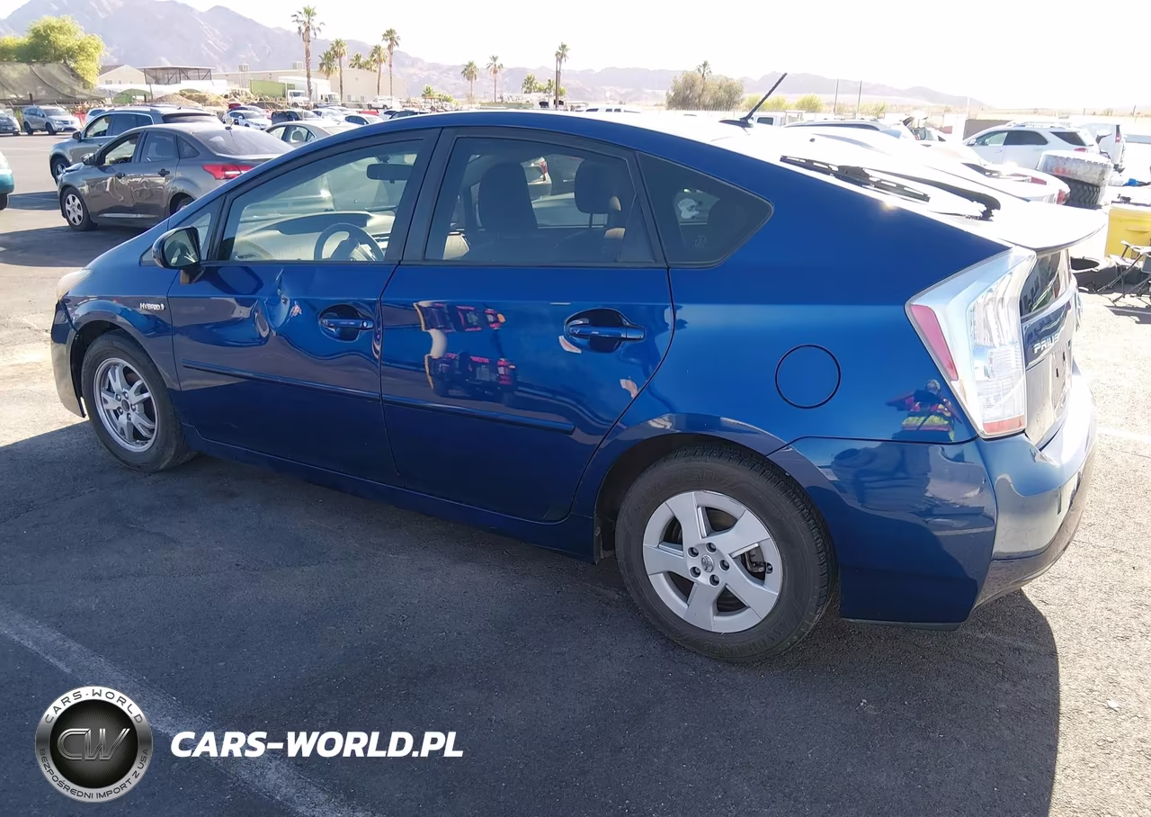 2011 Toyota Prius Three VIN:JTDKN3DU1B0320116 - 3
