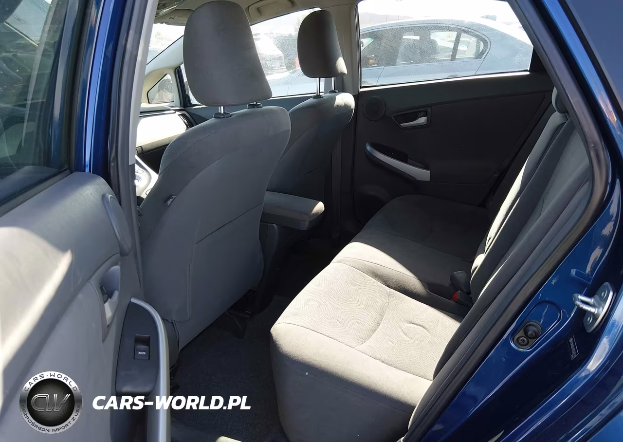 2011 Toyota Prius Three VIN:JTDKN3DU1B0320116 - 8