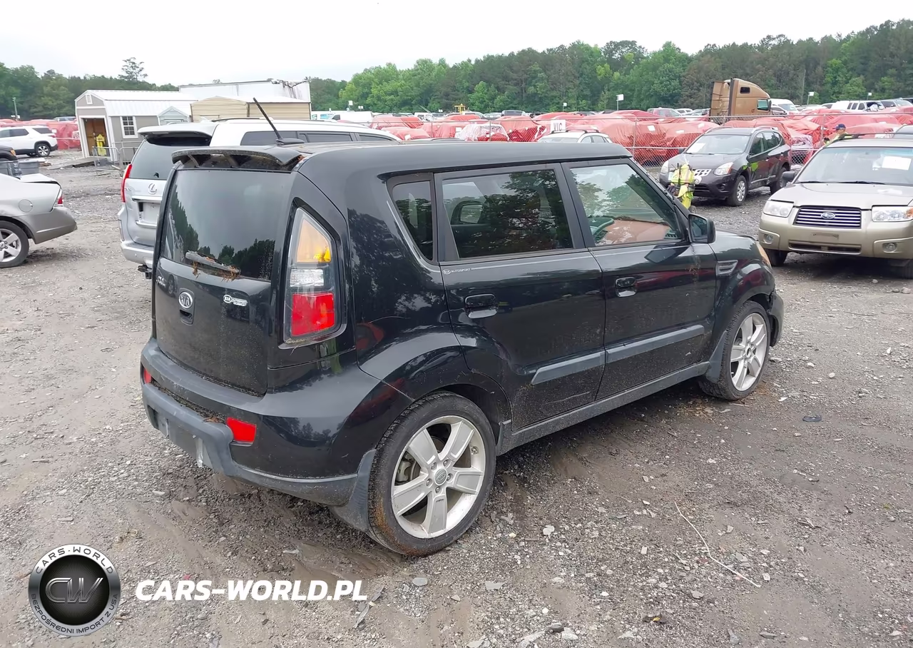 2010 Kia Soul Sport VIN:KNDJT2A22A7136808 - 4