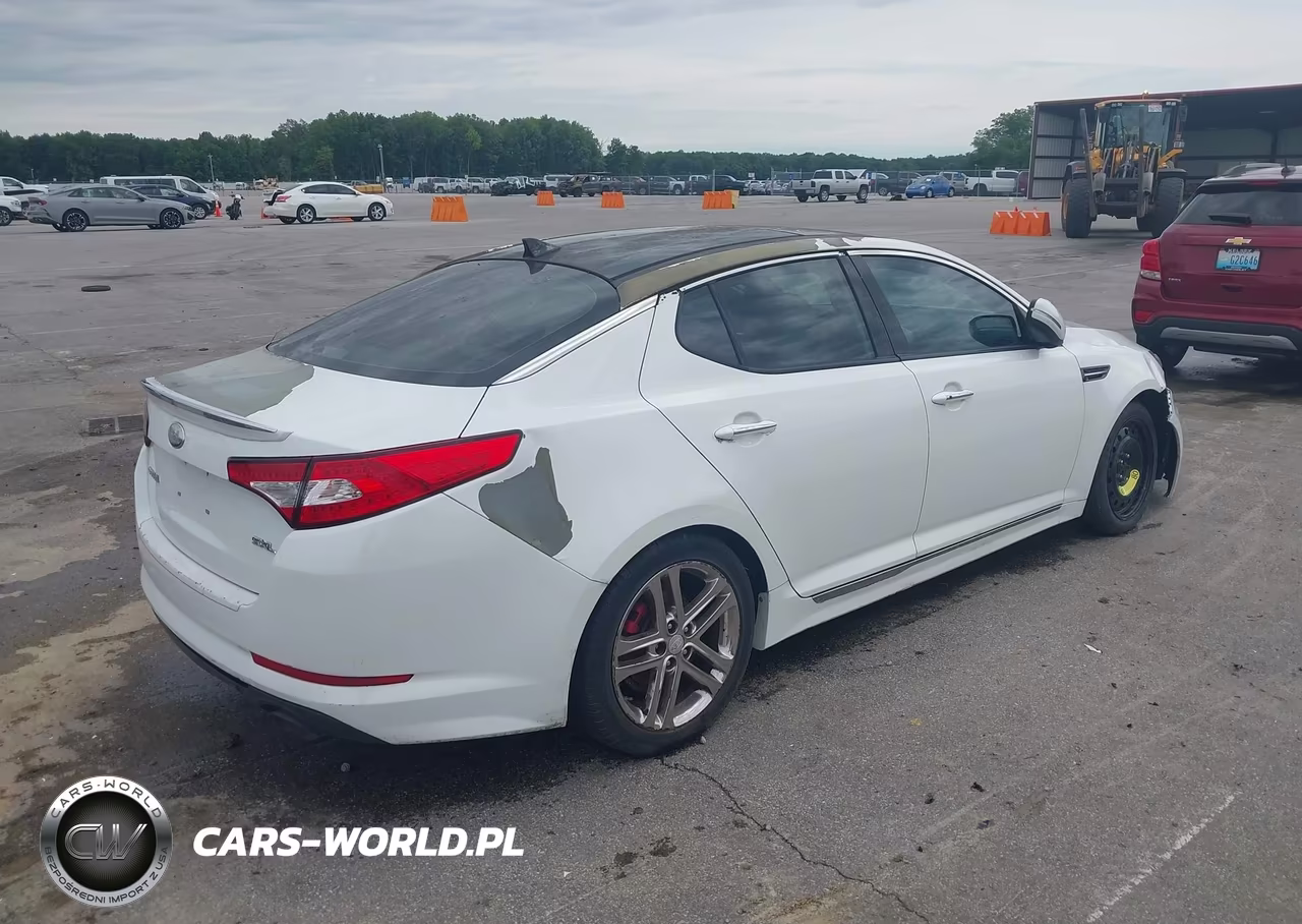 2013 Kia Optima Sx VIN:5XXGR4A62DG233865 - 4
