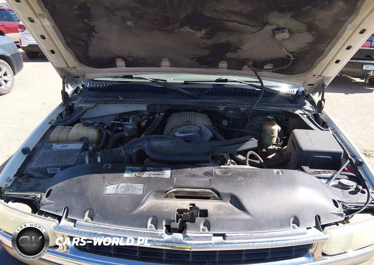 2002 Chevrolet Tahoe Ls VIN:1GNEC13Z12R257395 - 10